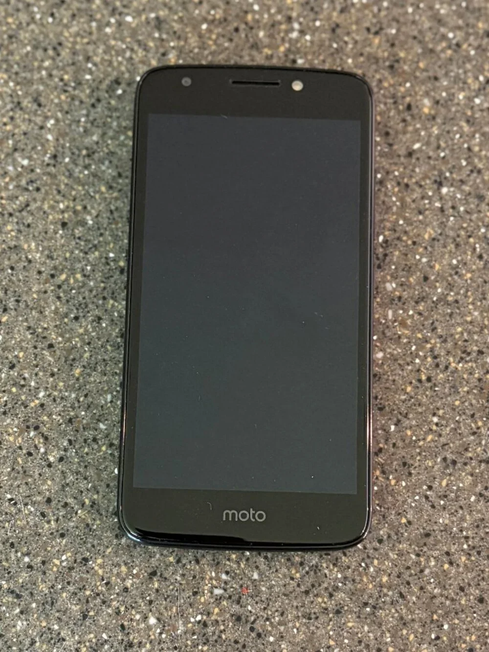NIB Motorola Moto e4 phone